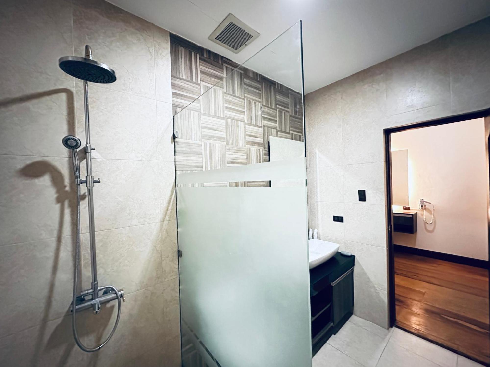 Vigan Plaza Hotel Luaran gambar