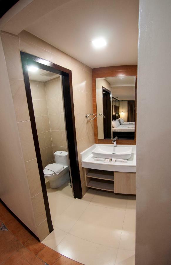 Vigan Plaza Hotel Luaran gambar