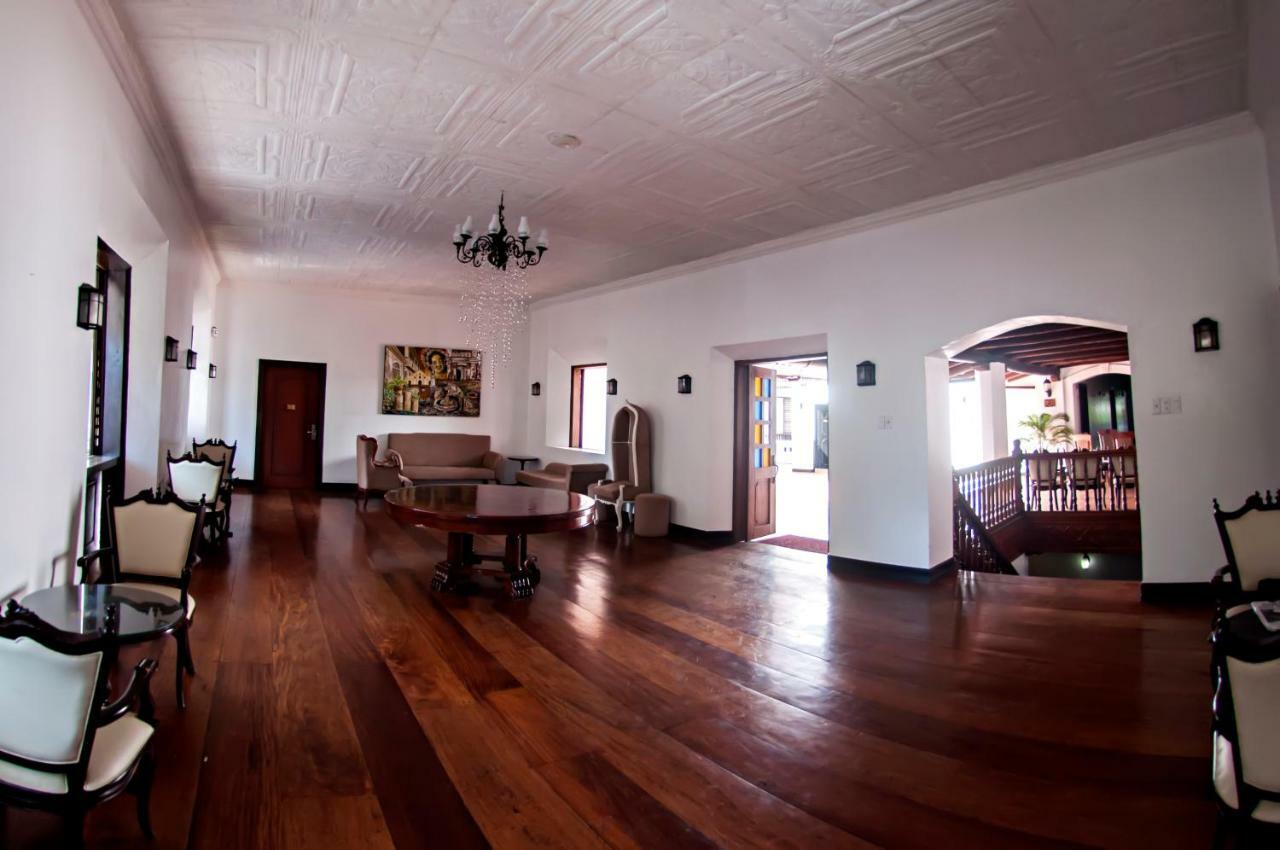 Vigan Plaza Hotel Luaran gambar
