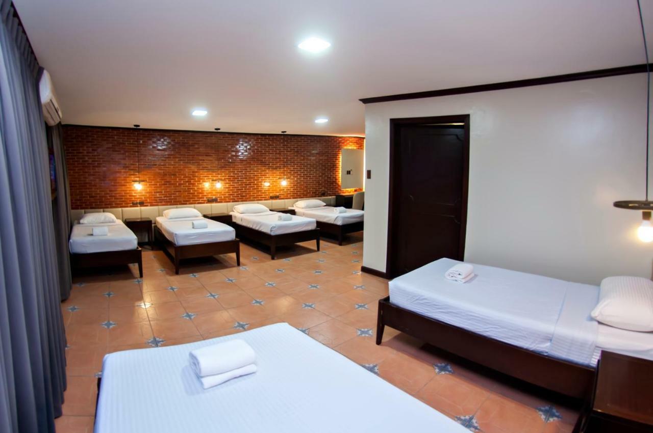 Vigan Plaza Hotel Luaran gambar