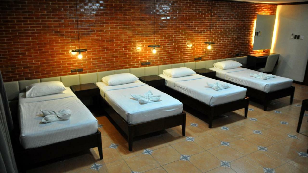 Vigan Plaza Hotel Luaran gambar