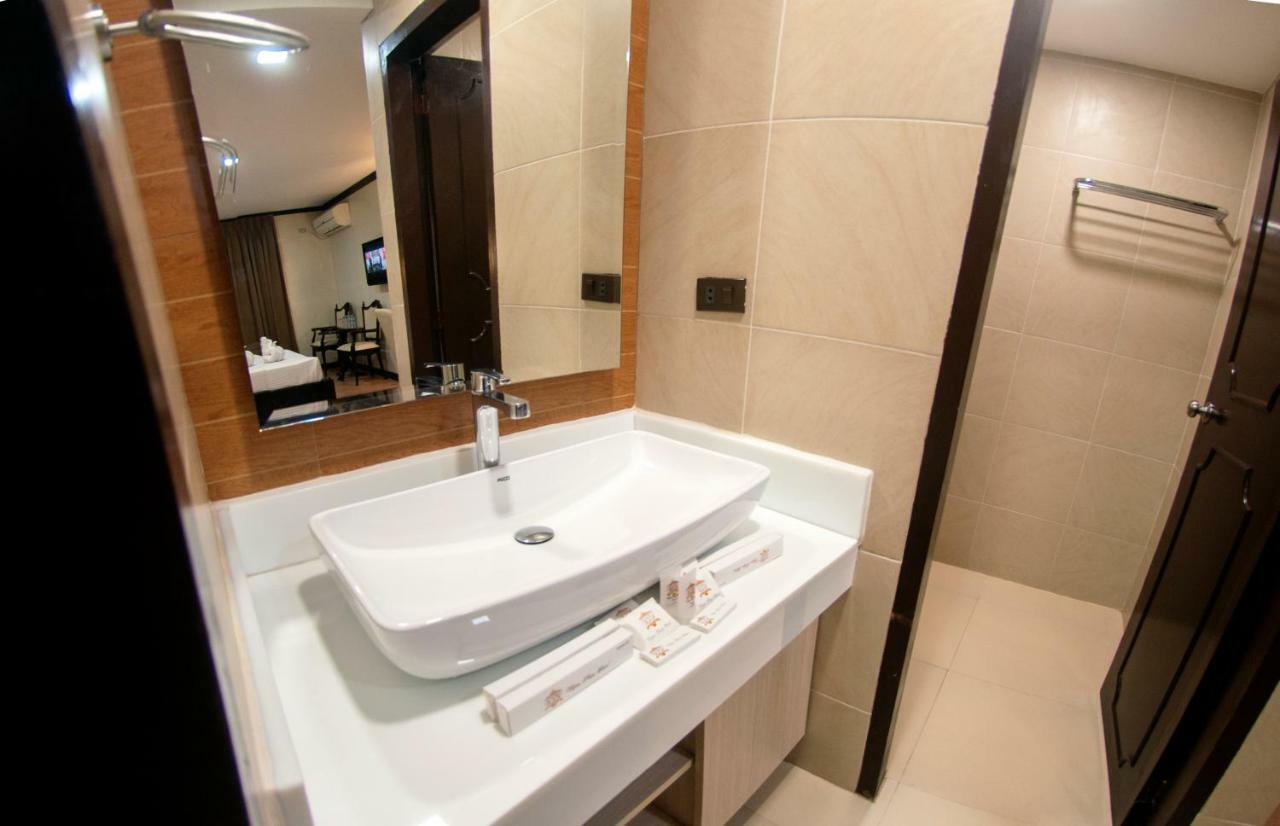 Vigan Plaza Hotel Luaran gambar